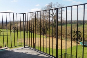 balcony-railing-hurst-green-02