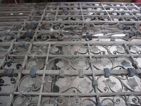 canterbury-cathedral-gates-03