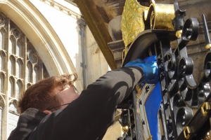 canterbury-cathedral-gates-07