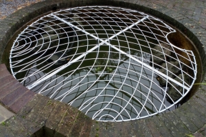 mjh_exterior-pond-cover-circular_0002-scaled