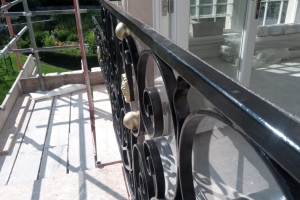 mjh_exterior-roof-railing_2-scaled