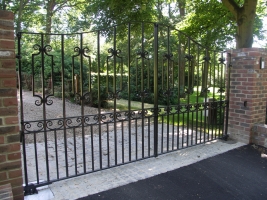 Hillbury Gates Hillbury Gates