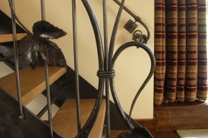 hop-staircase-oast-house-989